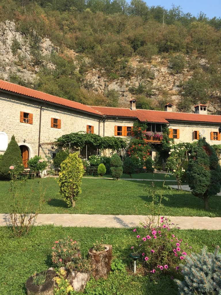 Монастырь Морача, Черногория