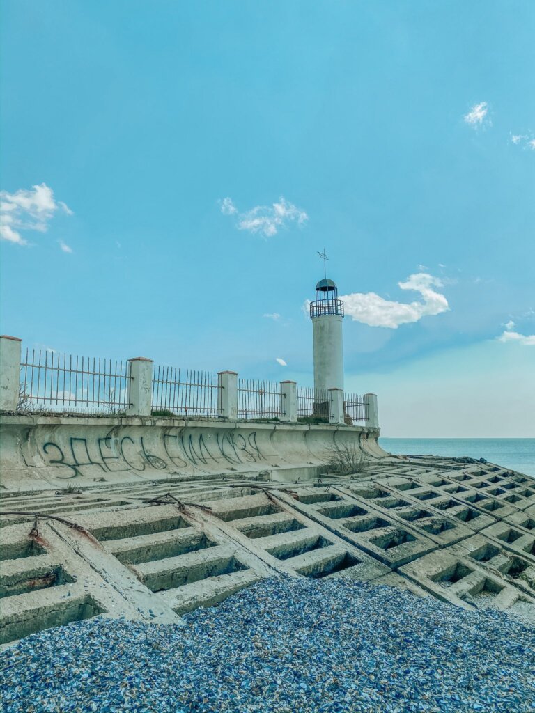 маяк в селе Морское