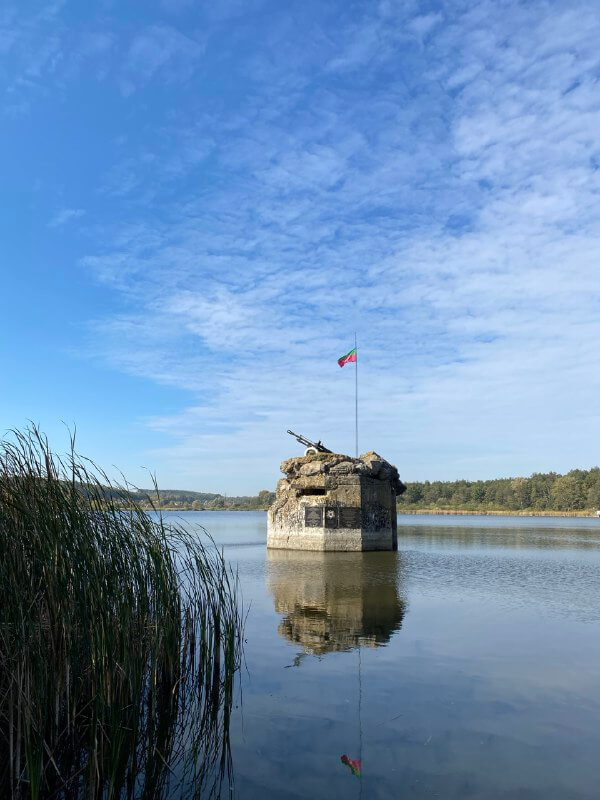 ДОТ №127 в озері Ходосівка