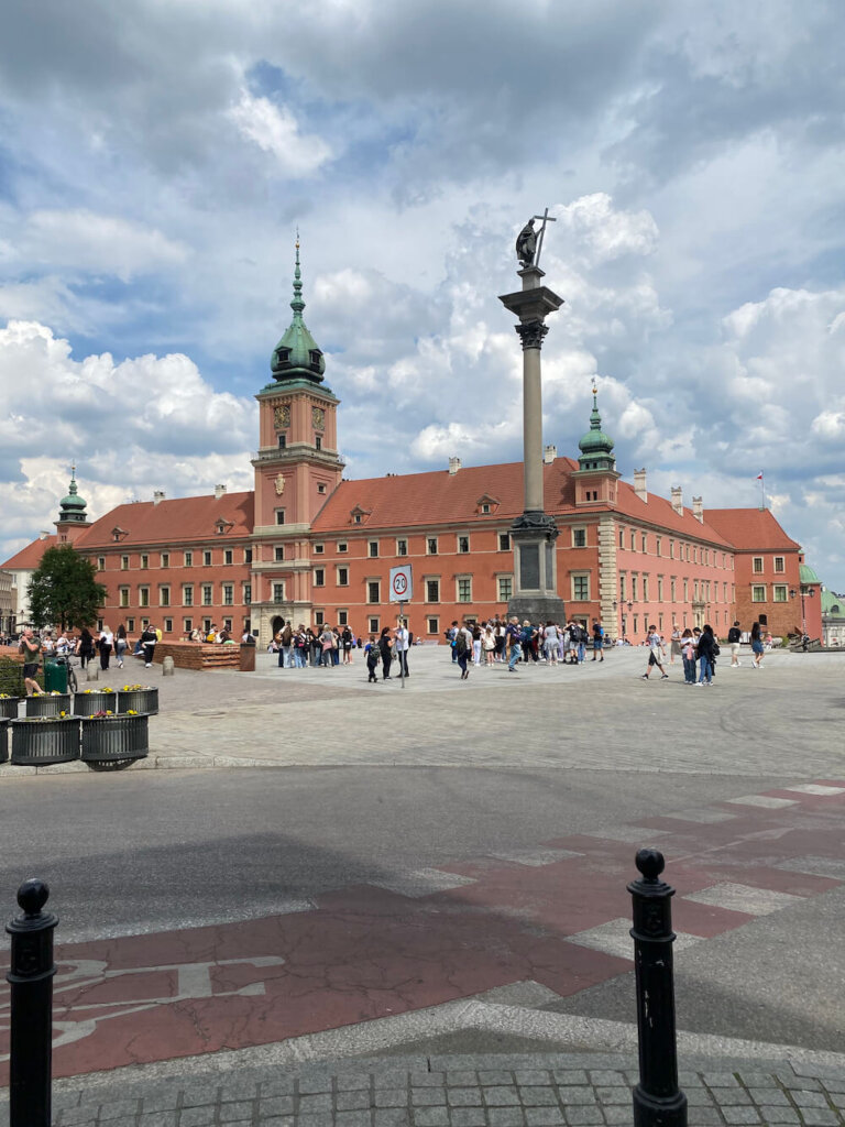 2. Замок Краковський (Krakowskie Przedmieście)
