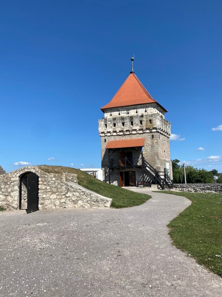 Скалатський замок