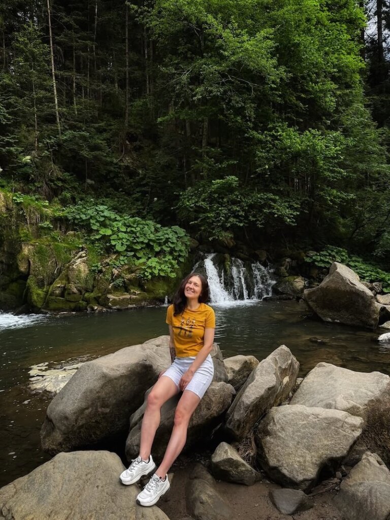 Кам'янецький водоспад сколе