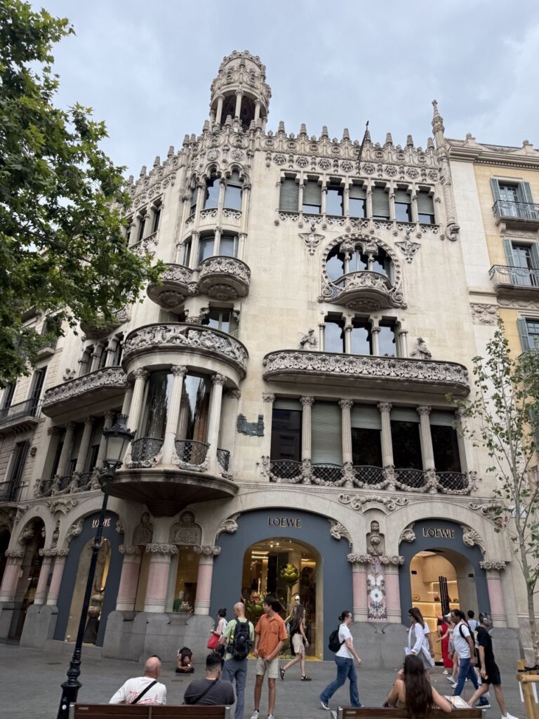 Casa Lleó Morera: «палаццо в мініатюрі» і найтрагічніша історія «Кварталу роздору»